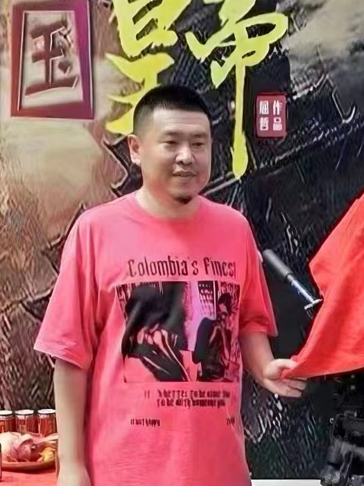 屈哲(導演、製片人) 屈哲(導演、製片人)