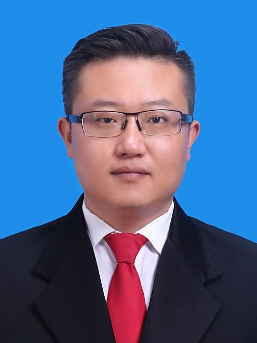 馬尚元(內蒙古自治區阿拉善盟衛生健康委員會黨組成員、副主任,阿拉善盟衛生健康系統黨工委委員) 馬尚元(內蒙古自治區阿拉善盟衛生健康委員會黨組成員、副主任,阿拉善盟衛生健康系統黨工委委員)