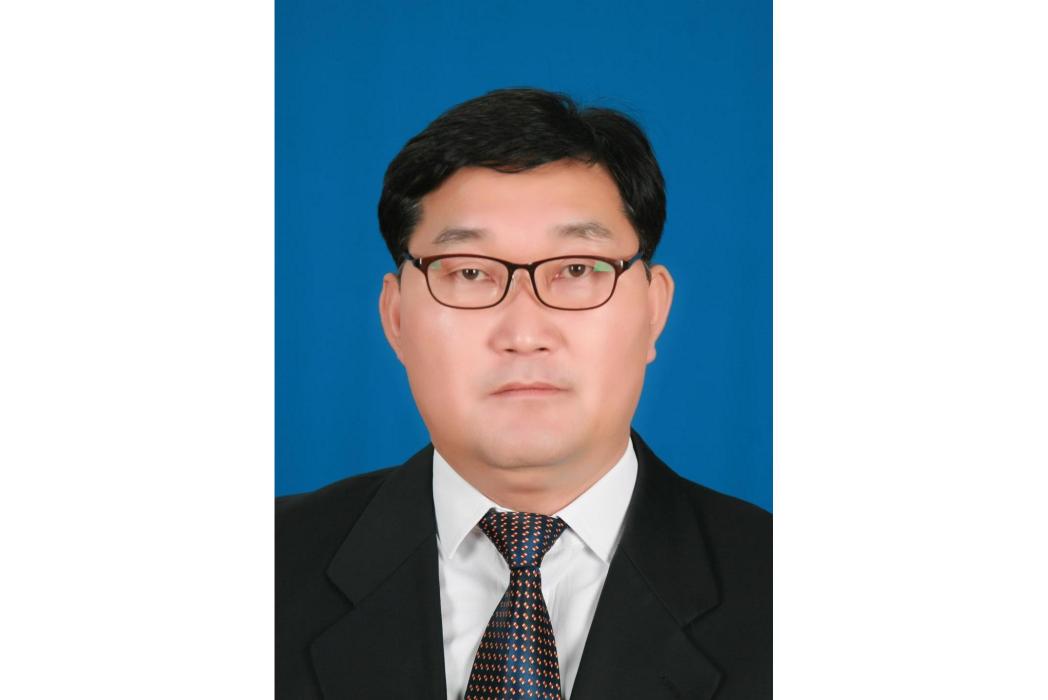 林長青(延邊大學醫學院副院長) 林長青(延邊大學醫學院副院長)