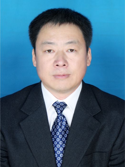 楊洪濤(黑龍江省大興安嶺林業集團新林林業局副局長) 楊洪濤(黑龍江省大興安嶺林業集團新林林業局副局長)