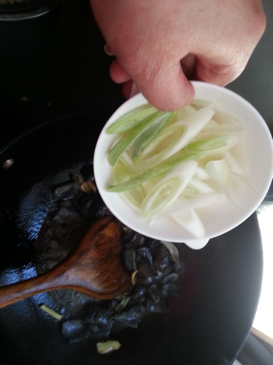 肉腸燒海參
