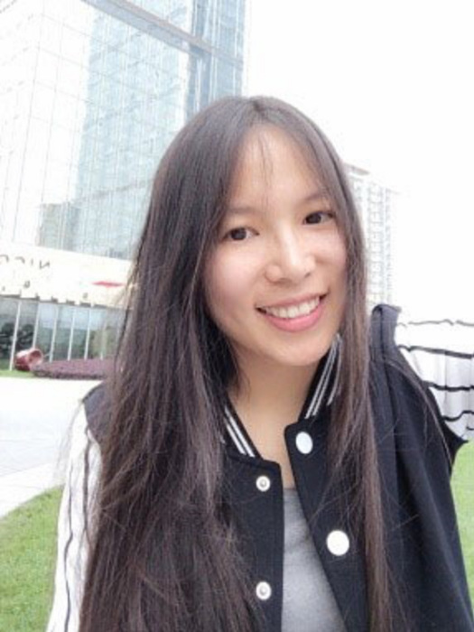 職麗華 職麗華