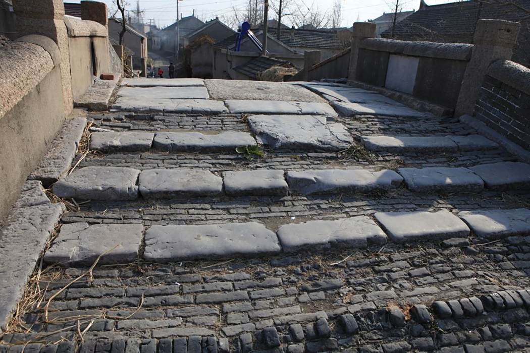慶豐橋(中國江蘇省鹽城市境內過河通道) 慶豐橋(中國江蘇省鹽城市境內過河通道)