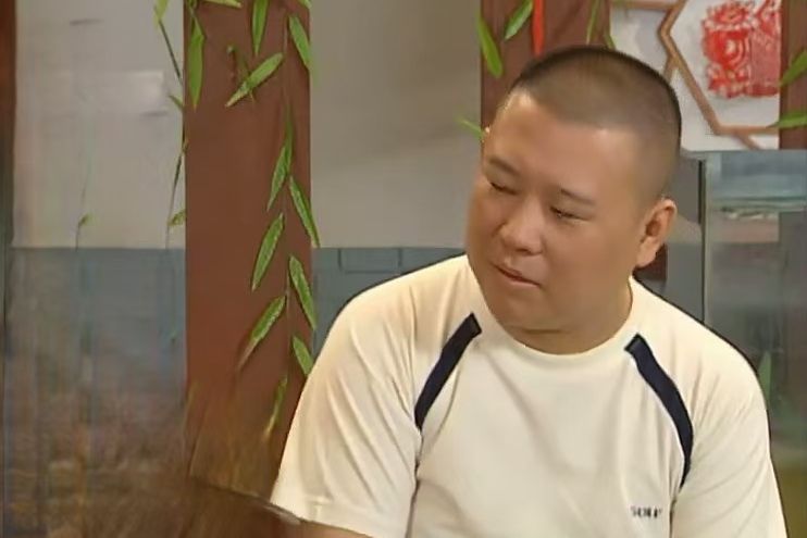 劉二喜(情景喜劇《小房東》中的角色，由郭德綱飾演)