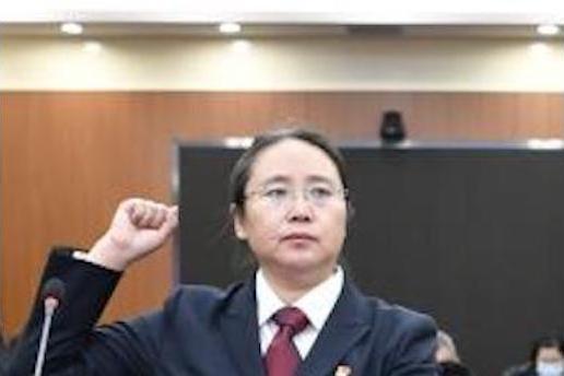 王冬梅(呼和浩特民族學院紀委書記) 王冬梅(呼和浩特民族學院紀委書記)