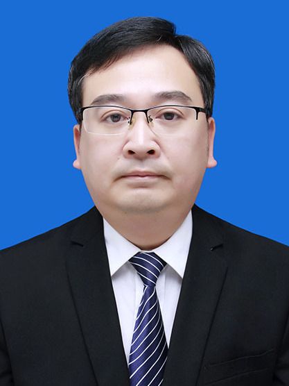 張曉華(重慶市黔江區政府辦公室黨組成員、區政府研究中心主任) 張曉華(重慶市黔江區政府辦公室黨組成員、區政府研究中心主任)