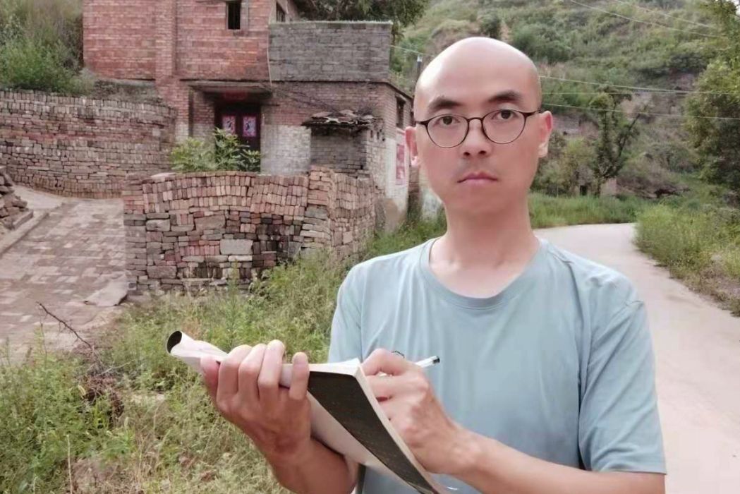 趙勃(中國美術家協會會員) 趙勃(中國美術家協會會員)