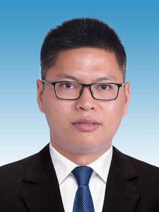 鄧洋(四川省成都市新津區委農村工作領導小組辦公室專職副主任) 鄧洋(四川省成都市新津區委農村工作領導小組辦公室專職副主任)