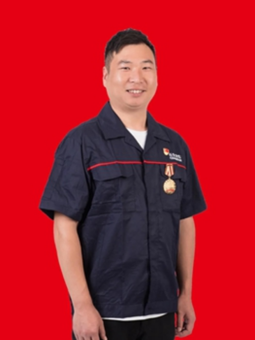 王少華(重慶長安汽車北京長安汽車公司汽車裝調工) 王少華(重慶長安汽車北京長安汽車公司汽車裝調工)