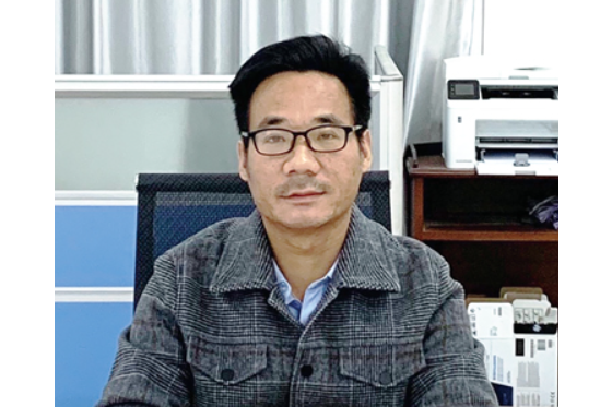 張國東(中南民族大學副教授) 張國東(中南民族大學副教授)