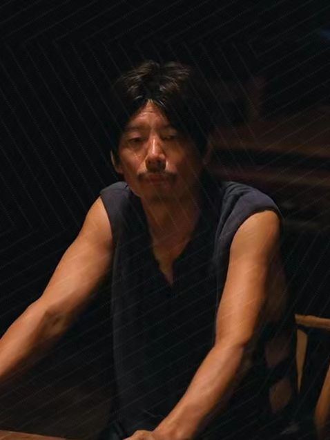 王鵬舉(電視劇《歡顏》中的男配角) 王鵬舉(電視劇《歡顏》中的男配角)