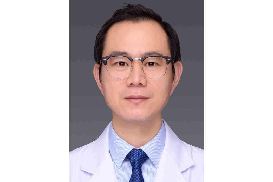 謝睿(紹興市中醫院肛腸外科副主任醫師) 謝睿(紹興市中醫院肛腸外科副主任醫師)