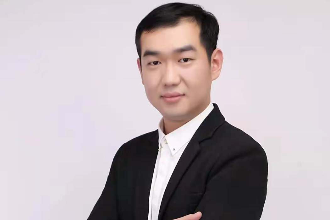 許東(國家高級康復理療師) 許東(國家高級康復理療師)