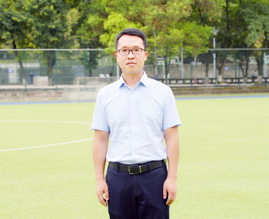 董正愛 董正愛