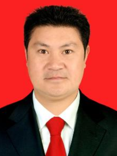 楊平(重慶市秀山土家族苗族自治縣梅江鎮黨委委員、人大主席、工會聯合會主席) 楊平(重慶市秀山土家族苗族自治縣梅江鎮黨委委員、人大主席、工會聯合會主席)