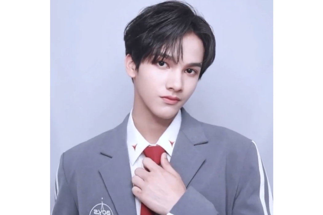 菲尼克斯(《BOYS II PLANET》嘉賓) 菲尼克斯(《BOYS II PLANET》嘉賓)