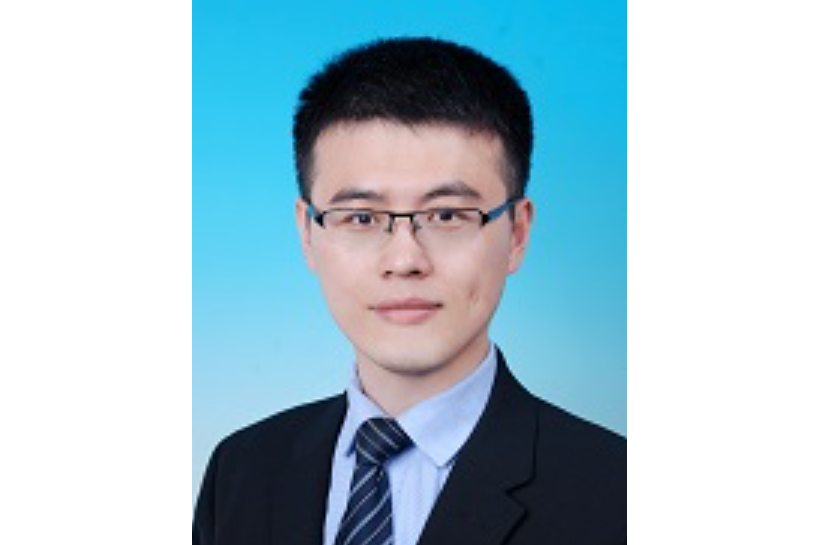 陳前進(東華大學化學與化工學院教授)
