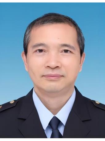 盧治雄 盧治雄