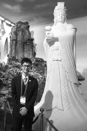 張銘泉，2010年上海世博會雙語講解員