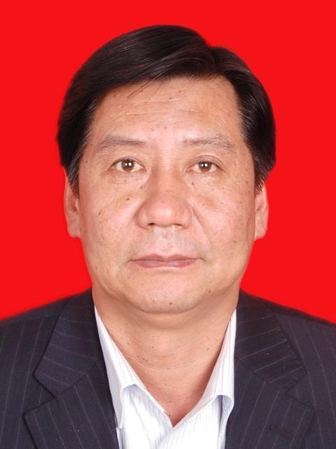 何成武(新疆昌吉州畜牧獸醫局黨組成員) 何成武(新疆昌吉州畜牧獸醫局黨組成員)