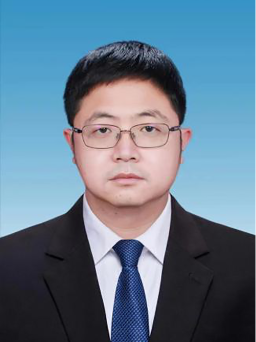 劉青松(遼寧省瀋陽市瀋北新區交通運輸局黨組成員、交通運輸綜合行政執法隊副隊長) 劉青松(遼寧省瀋陽市瀋北新區交通運輸局黨組成員、交通運輸綜合行政執法隊副隊長)
