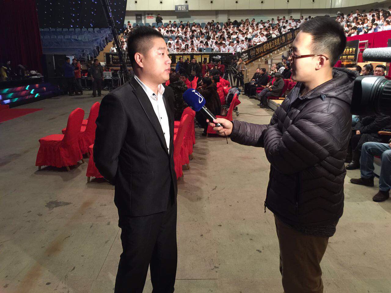 孟慶松接受黑龍江電視台採訪