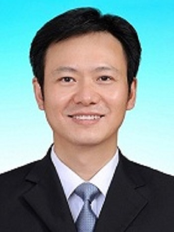肖凱(深圳市鹽田區委常委,區委(區政府)辦公室主任) 肖凱(深圳市鹽田區委常委,區委(區政府)辦公室主任)