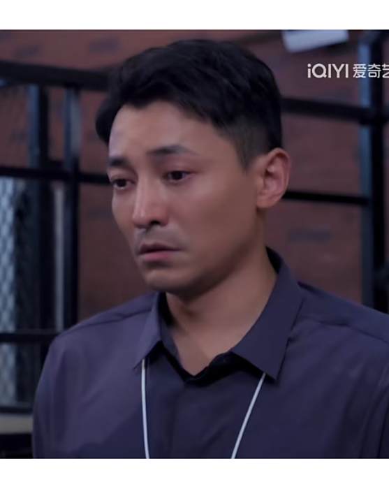 焦建(電影《鯊灘》中的角色) 焦建(電影《鯊灘》中的角色)