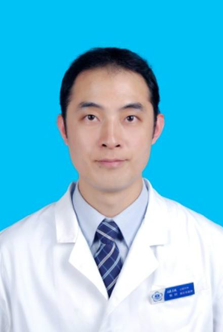 張喆(北京大學第三醫院心血管外科副教授)