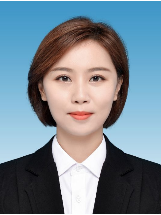 高源(內蒙古自治區額爾古納市審計局黨組成員、副局長) 高源(內蒙古自治區額爾古納市審計局黨組成員、副局長)