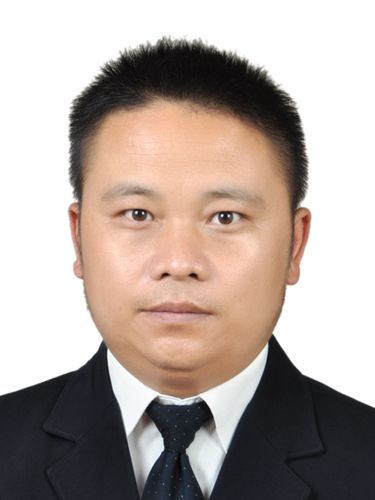 楊發貴(貴州省黔西縣協和鎮黨委副書記、鎮長) 楊發貴(貴州省黔西縣協和鎮黨委副書記、鎮長)