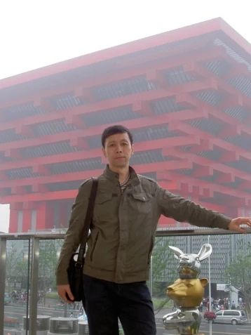 呂永國(中國男配音演員、演員、製片人、主持人)