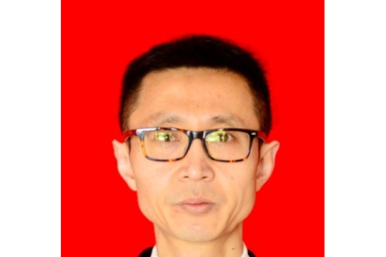 左鋒(現任中國兵器工業集團公司加工中心工作人員) 左鋒(現任中國兵器工業集團公司加工中心工作人員)