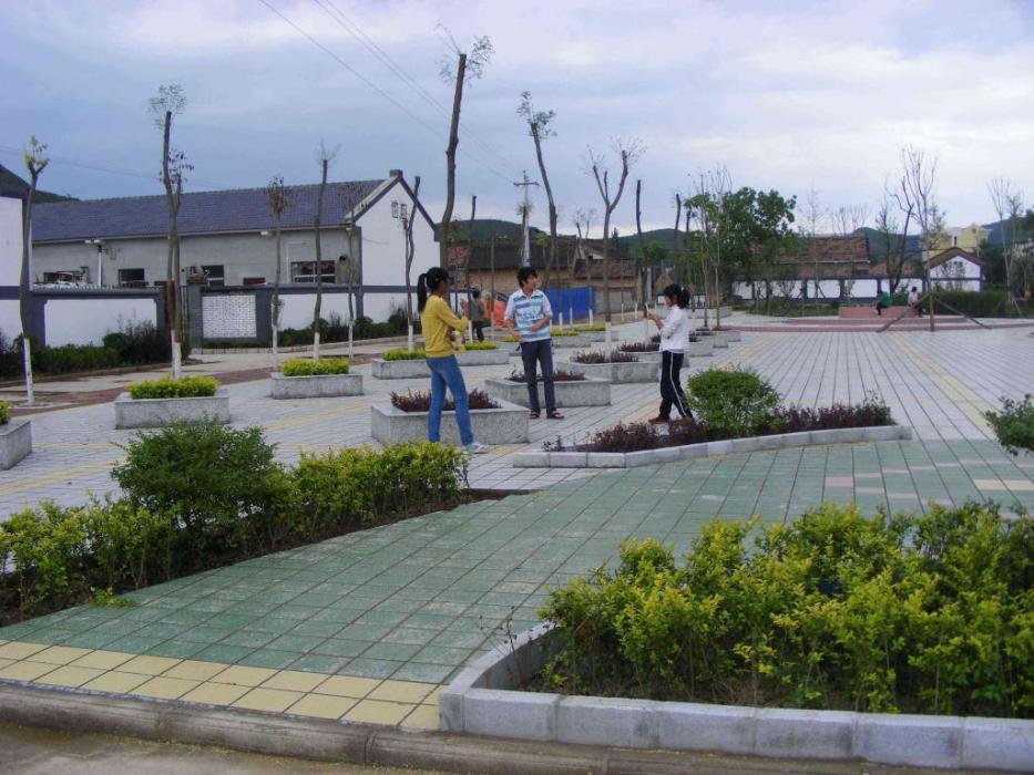 火燒寨村(貴州省安順市西秀區東關街道火燒寨村) 火燒寨村(貴州省安順市西秀區東關街道火燒寨村)