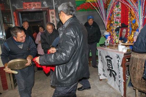建始鬧靈歌 建始鬧靈歌