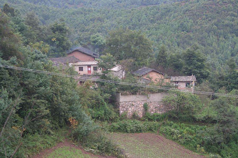 上老村(雲南省尋甸回族彝族自治縣下轄村) 上老村(雲南省尋甸回族彝族自治縣下轄村)