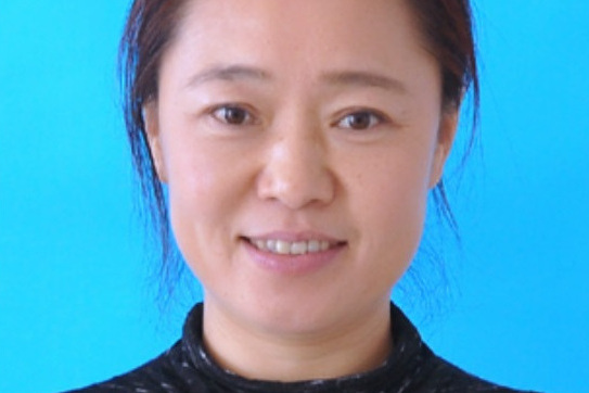 李霜(首批山東省鄉鎮學區特級教師) 李霜(首批山東省鄉鎮學區特級教師)