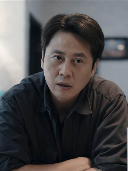 張棟樑(電視劇《目之所及》中的角色) 張棟樑(電視劇《目之所及》中的角色)