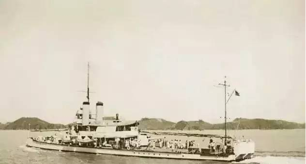 在開戰時駐紮在香港的英國皇家海軍蟬號炮艦。