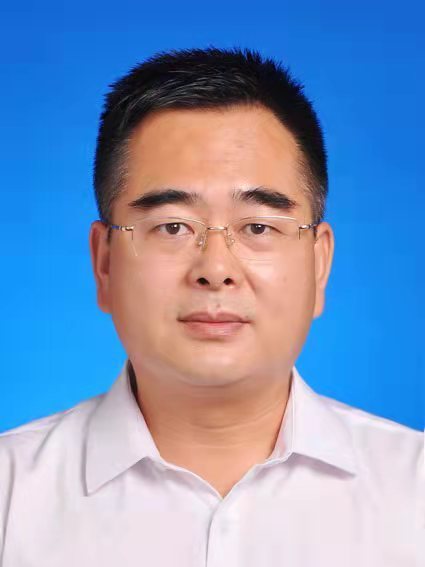 張剛(山東省臨沂市平邑縣退役軍人事務局黨組成員、副局長) 張剛(山東省臨沂市平邑縣退役軍人事務局黨組成員、副局長)