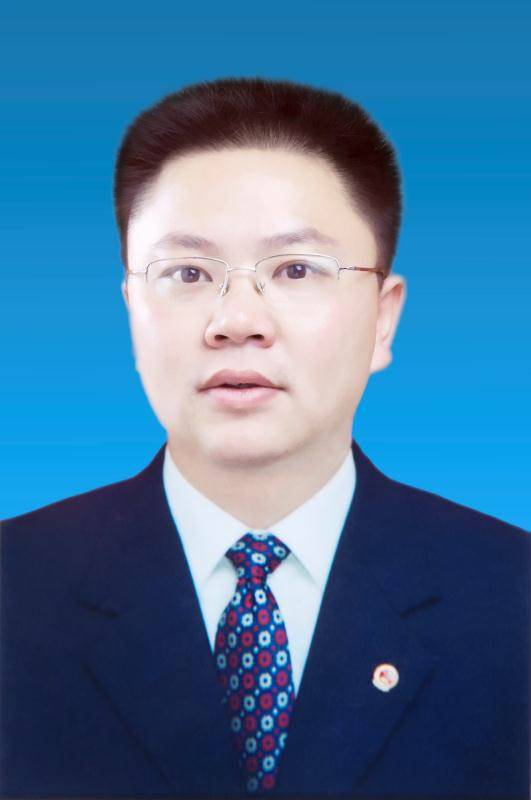 肖亮(蘇仙區人民政府黨組成員、副區長)
