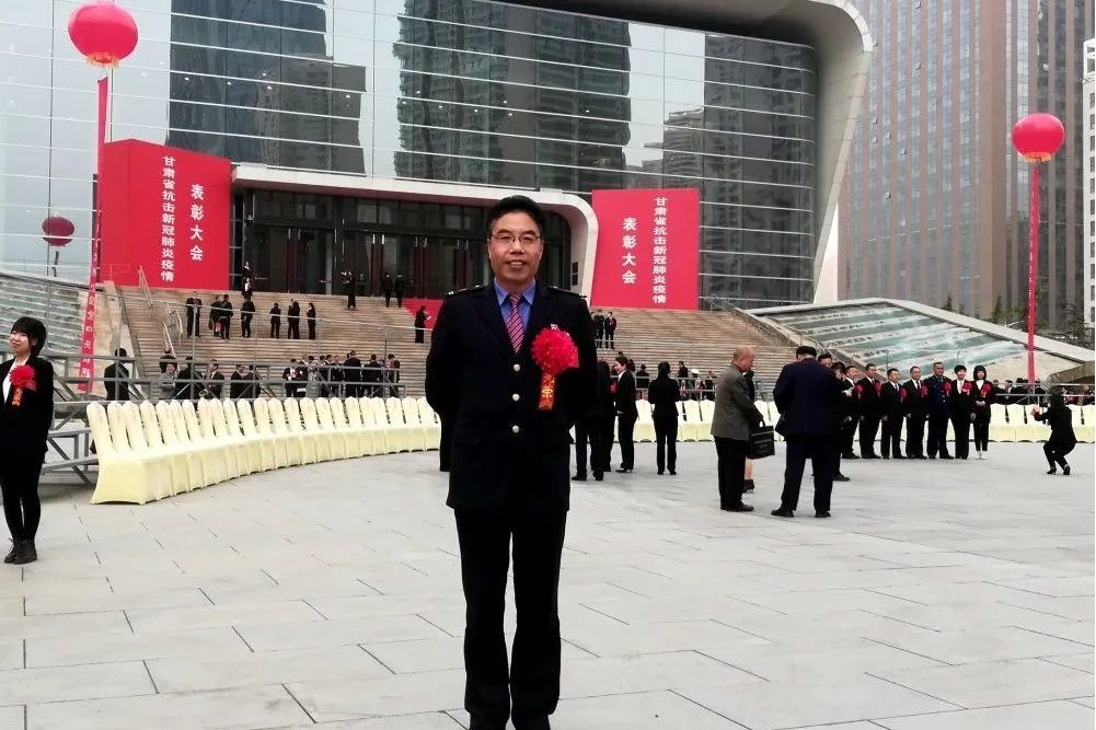 劉海林(中國鐵路隴西車務段隴南車站黨總支書記) 劉海林(中國鐵路隴西車務段隴南車站黨總支書記)