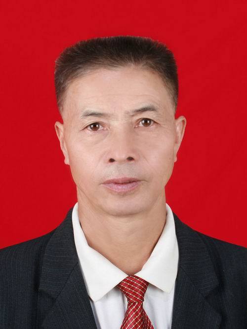 楊宗才(湖南省城步苗族自治縣的普通農民) 楊宗才(湖南省城步苗族自治縣的普通農民)