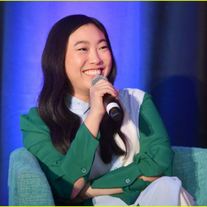 奧卡菲娜(Awkwafina)