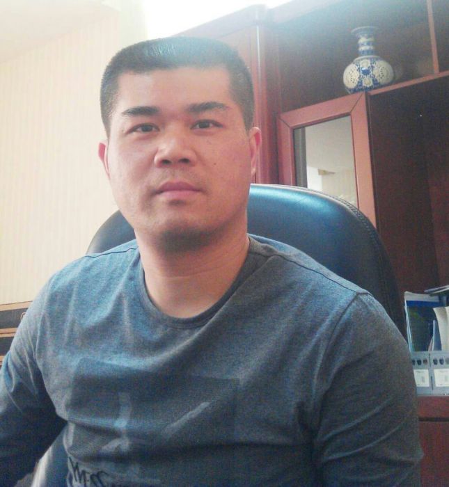 李培坤(青島市泉州商會副會長) 李培坤(青島市泉州商會副會長)