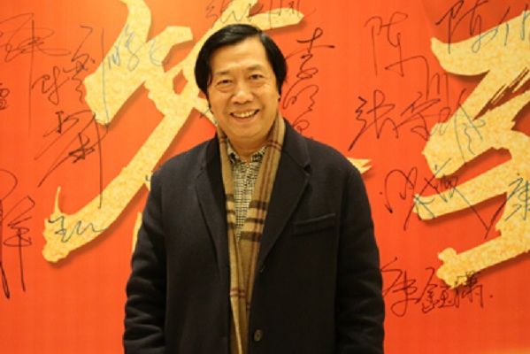 張顯達(中國電影評論學會網路電影(短視頻)工作委員會副會長、四川省影視藝術聯盟主席) 張顯達(中國電影評論學會網路電影(短視頻)工作委員會副會長、四川省影視藝術聯盟主席)