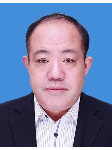 李德文(山東省臨沂市平邑縣自然資源局黨組成員、副局長(正科)、四級調研員) 李德文(山東省臨沂市平邑縣自然資源局黨組成員、副局長(正科)、四級調研員)