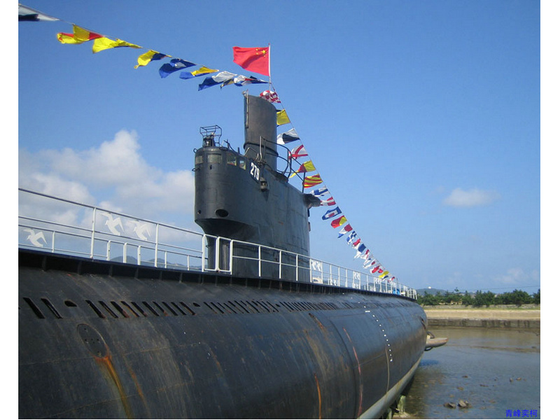 退役展出的033型潛艇