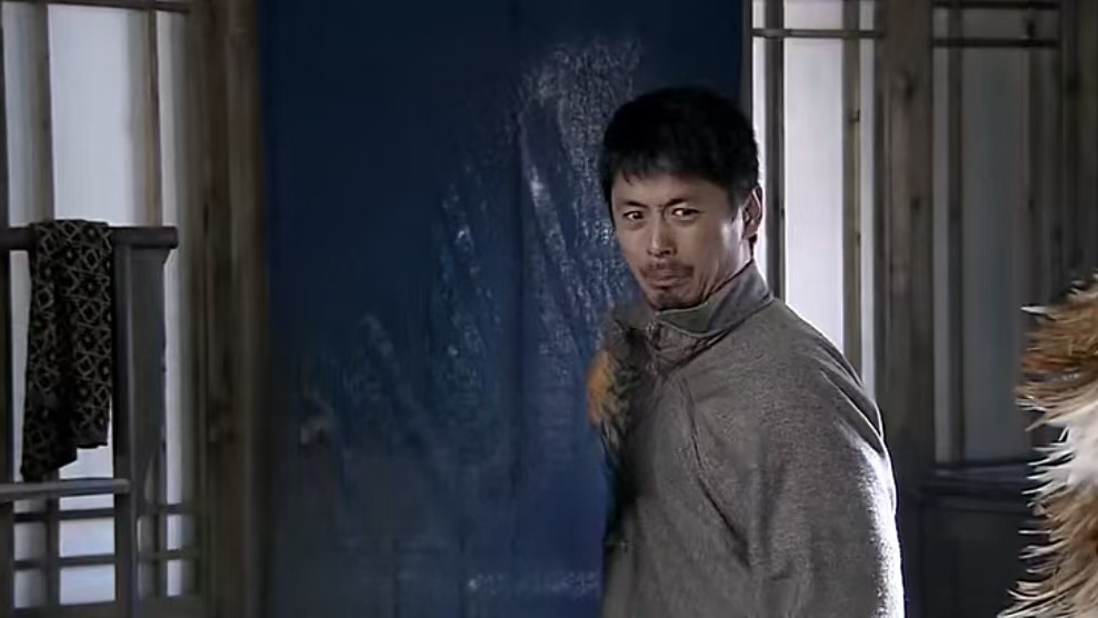 文虎(抗戰劇《馬迭爾旅館的槍聲》中的角色) 文虎(抗戰劇《馬迭爾旅館的槍聲》中的角色)