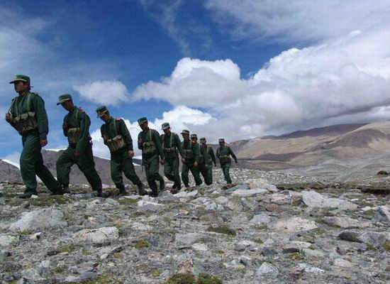 軍事巡邏 軍事巡邏